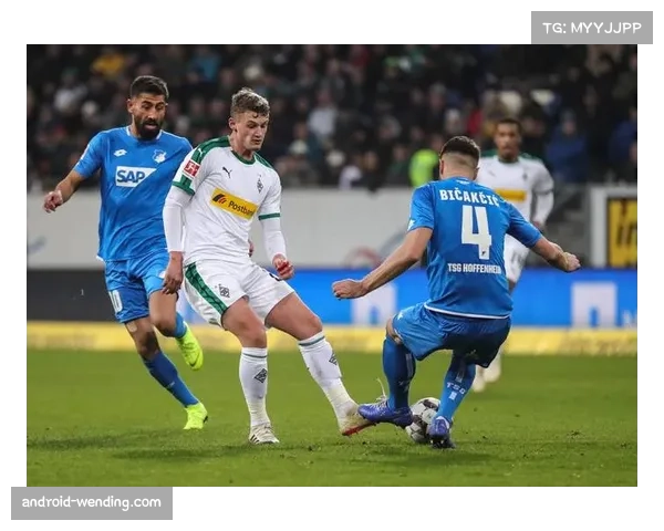 门兴格拉德巴赫主场战绩回升 德甲联赛依靠主场抢分保级