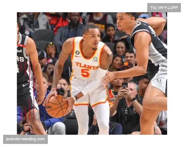 布伦特福德3-1曼联 科林斯拉扯犯规仅获黄牌引争议